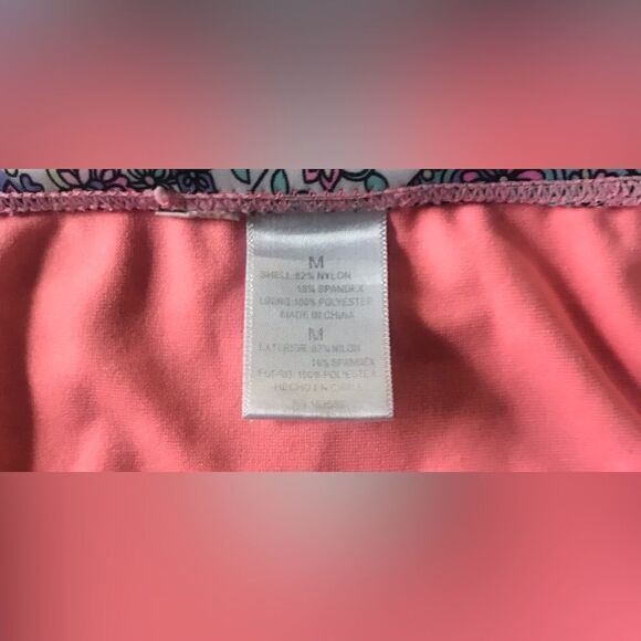 NWOT … Paisley “Size: Top - XL / Bottom - M” Swimsuit - Picture 4 of 4